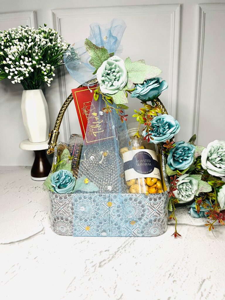 small hamper with handle houseof tohfa